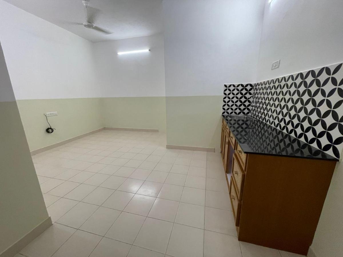 Hanu Reddy Residences - Nawab Habibullah Avenue Madrás Exterior foto